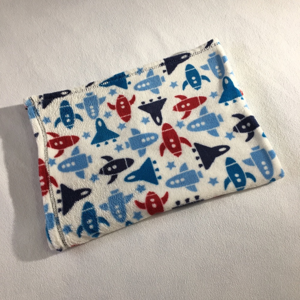 Red, white & blue rocket fleece baby blanket